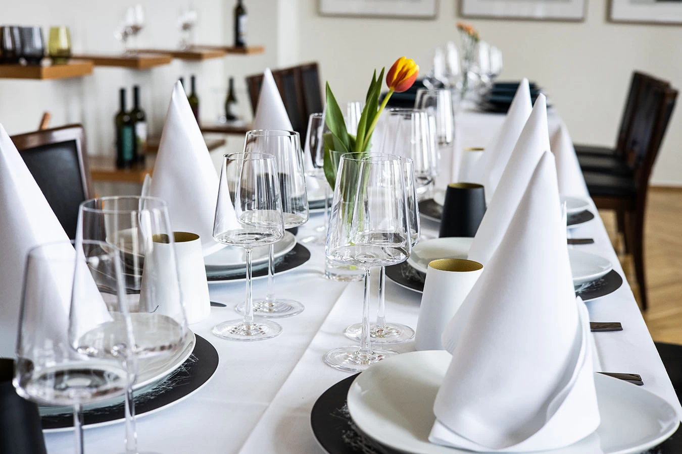 Glasbecher / Wasserglas, Stölzle, Power, Schwarz/Gold - 380ml – Bild 3