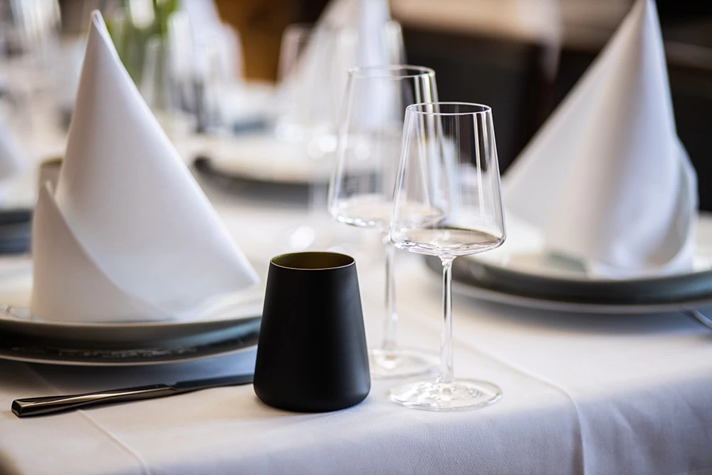 Glasbecher / Wasserglas, Stölzle, Power, Schwarz/Gold - 380ml – Bild 7