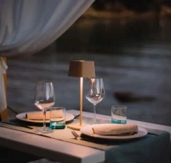 Akku LED-Tischlampe, Zafferano Ofelia Pro, Grün - 29cm