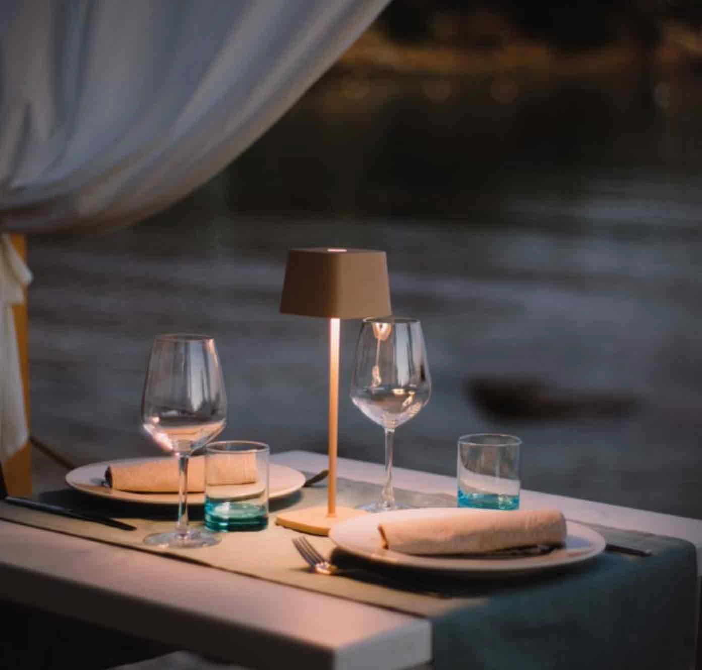 Akku LED-Tischlampe, Zafferano Ofelia Pro, GrĂŒn - 29cm